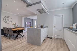 Kitchen/Diner- click for photo gallery